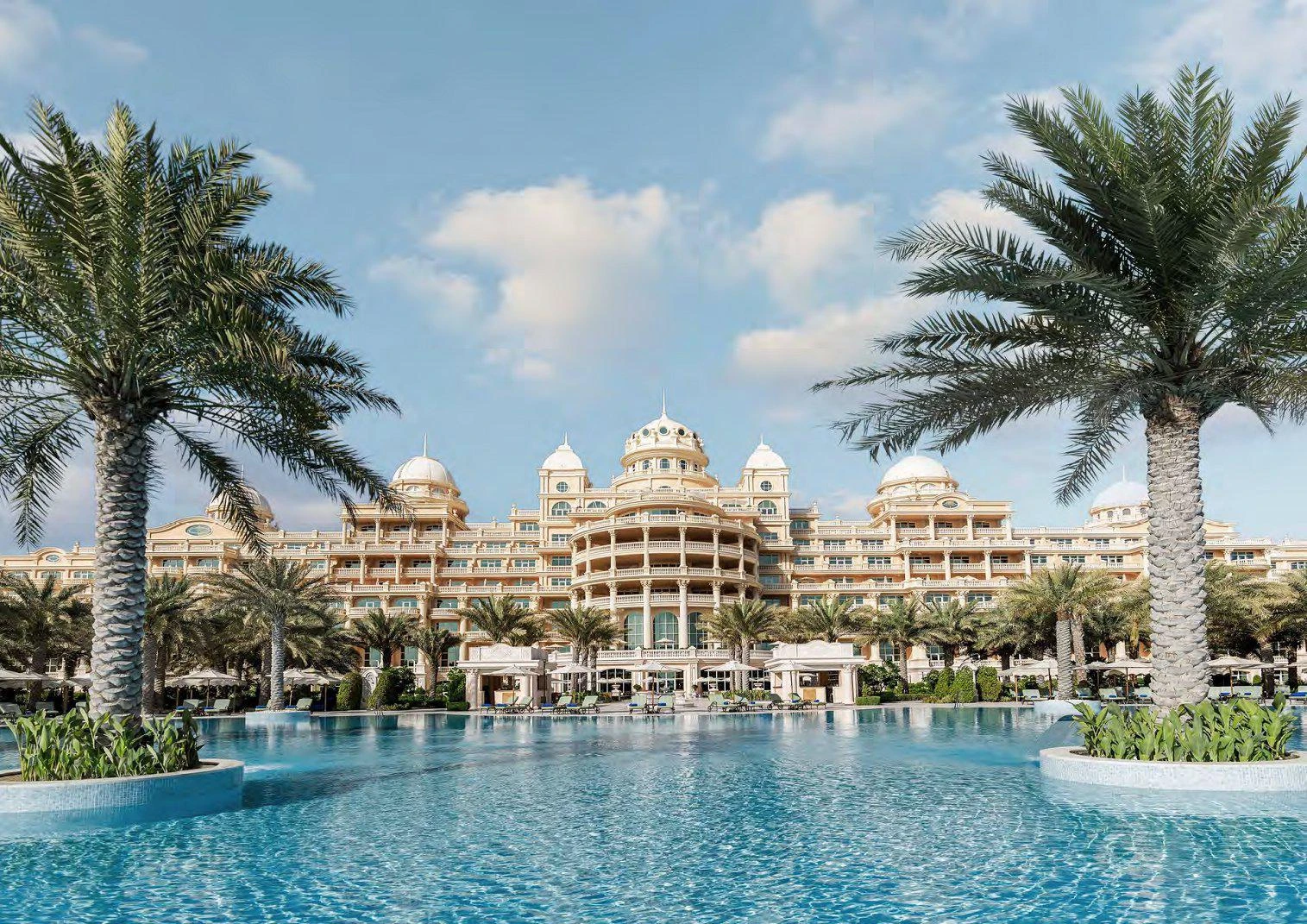 Новая элитная резиденция Raffles apartments со спа-центром и пляжным клубом, Palm Jumeirah, Дубай, ОАЭ